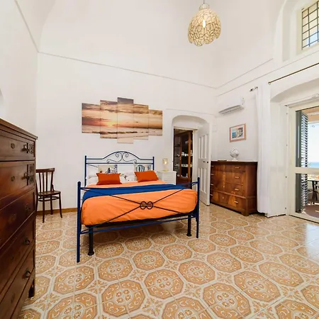 Holiday home Near Piazza Dei Mulini *