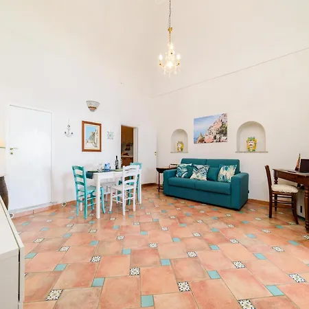 Holiday home Near Piazza Dei Mulini
