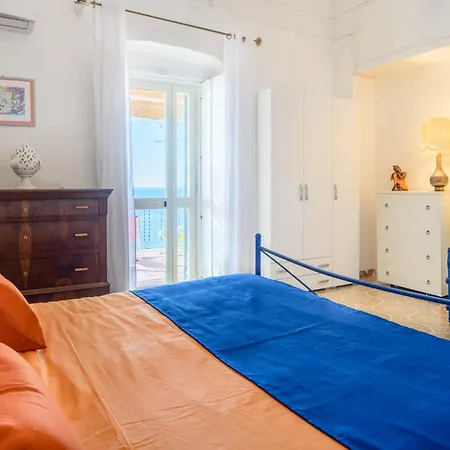 Near Piazza Dei Mulini Positano