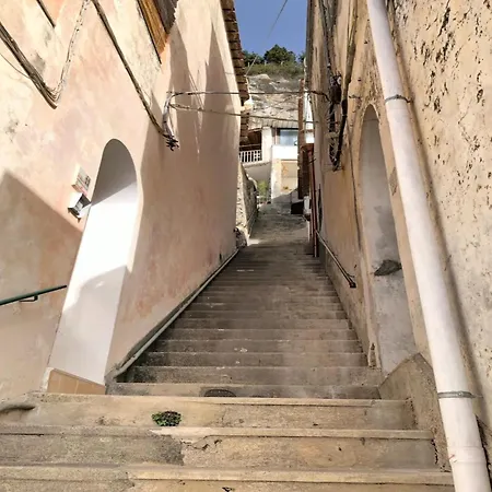 Near Piazza Dei Mulini * Positano